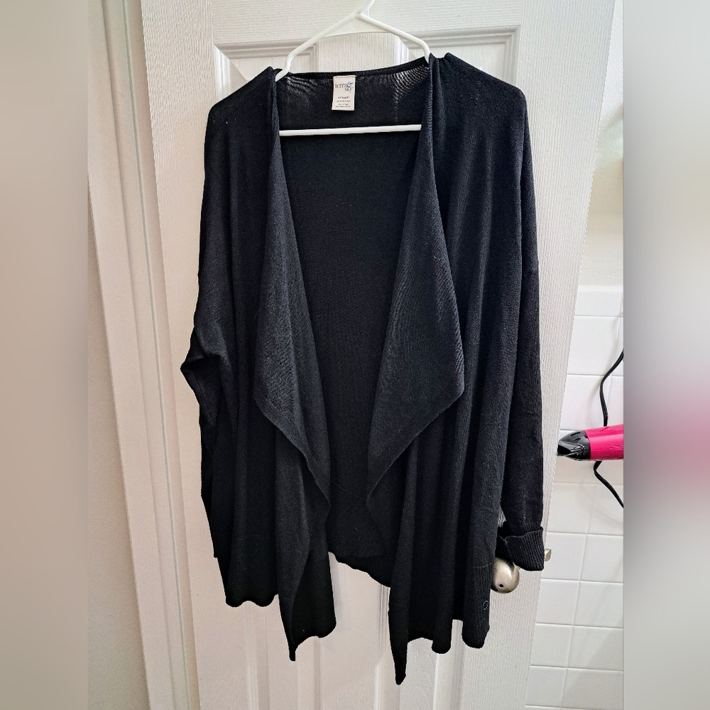Terra & Sky Black Cardigan Sweater